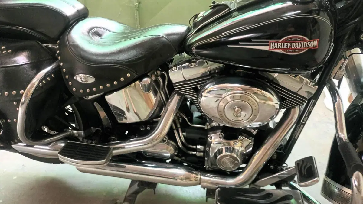 Harley-Davidson 1450 Heritage Classic (2006 - 07) - FLSTCI  (5)