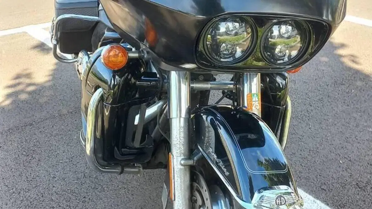 Harley-Davidson 1584 Road King Classic (2007 - 10) - FLHRC  (3)