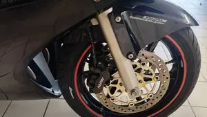 Honda VFR 800 ABS (2002 - 06)  (6)
