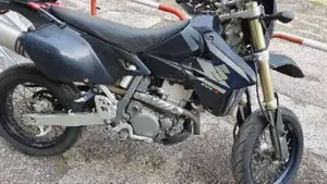 Suzuki DR-Z 400 SM (2005 - 06)  (2)