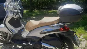 Piaggio Beverly Cruiser 500  (7)