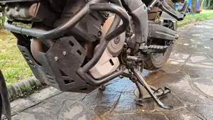 Suzuki V-Strom 1050XT (2020 - 23)  (4)