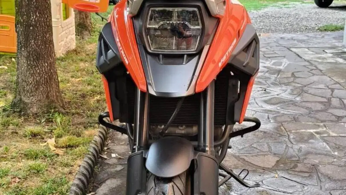 Suzuki V-Strom 1050XT (2020 - 23)  (6)