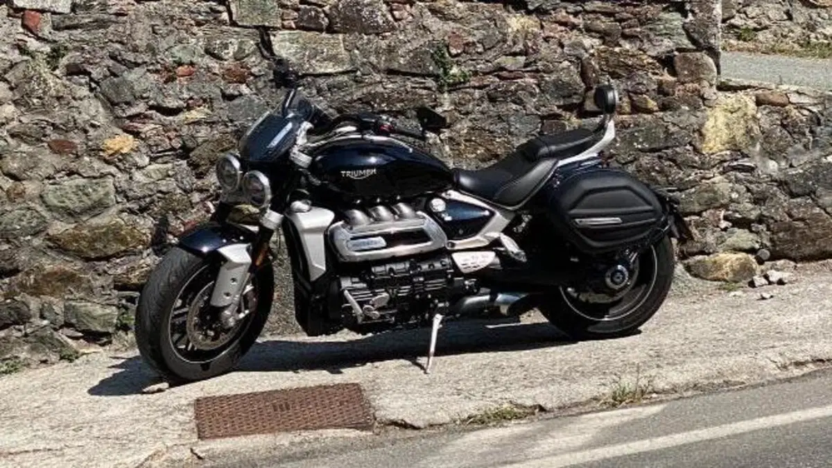 Triumph Rocket 3 GT (2021 - 24)  (2)