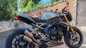 Triumph Speed Triple 1200 RS (2021 - 24) 