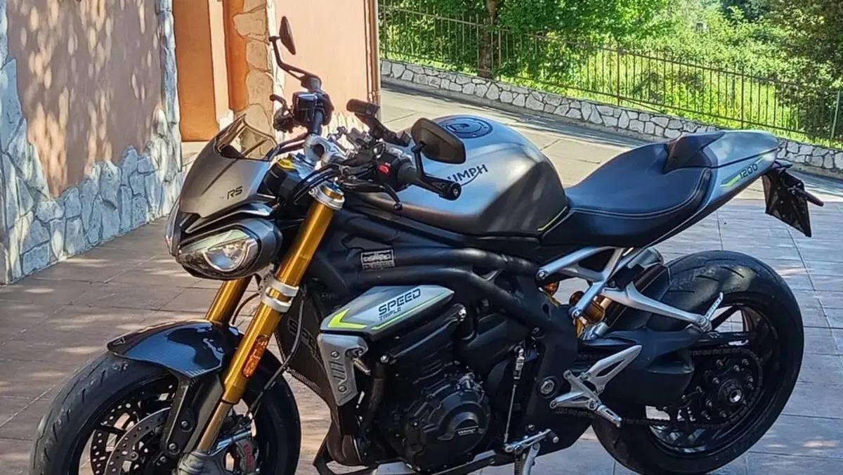Triumph Speed Triple 1200 RS (2021 - 24)  (7)