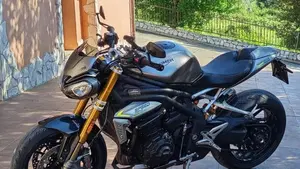 Triumph Speed Triple 1200 RS (2021 - 24)  (7)