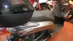 Kymco People 200 S (2005 - 06)  (4)