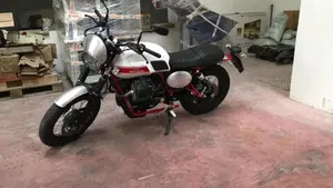Moto Guzzi V7 II Stornello (2017 - 18) 