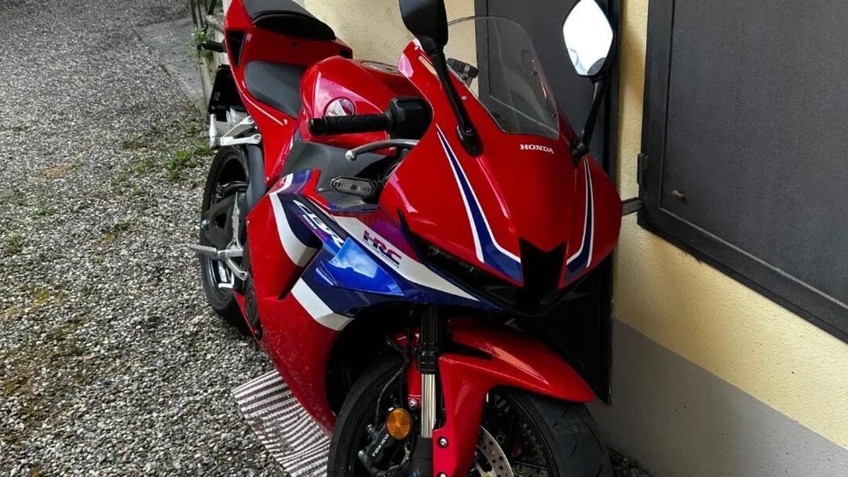 Honda CBR 600 RR (2024 - 26)  (4)