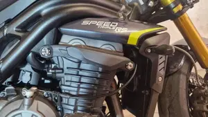 Triumph Speed Triple 1200 RS (2025 - 26)  (5)