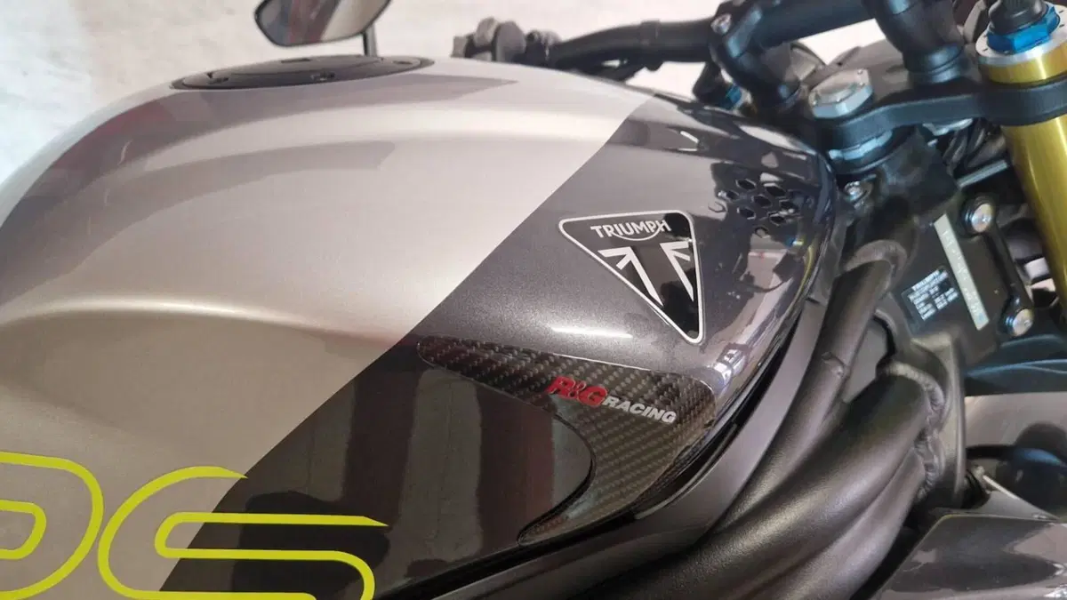Triumph Speed Triple 1200 RS (2025 - 26)  (6)