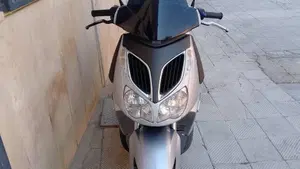 Aprilia Sportcity 200 (2004 - 08) 