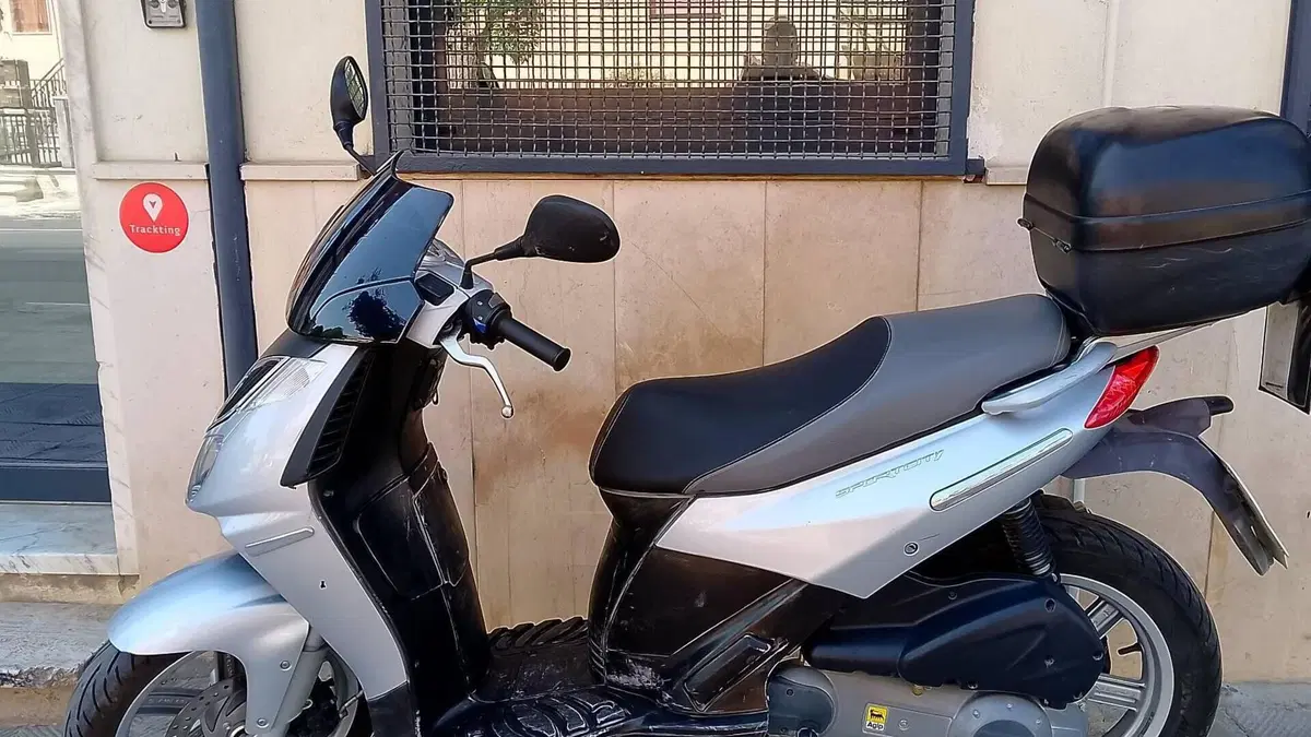 Aprilia Sportcity 200 (2004 - 08)  (2)