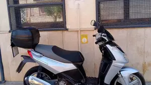 Aprilia Sportcity 200 (2004 - 08)  (3)