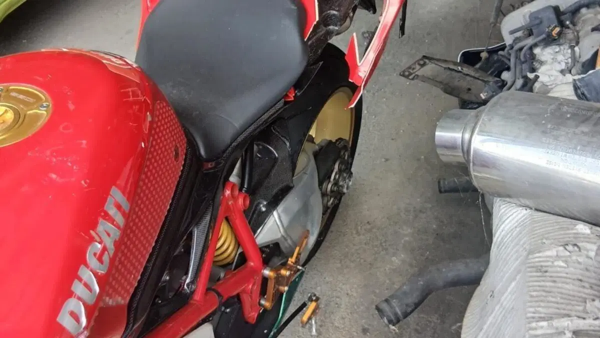 Ducati 1098 (2006 - 09)  (8)