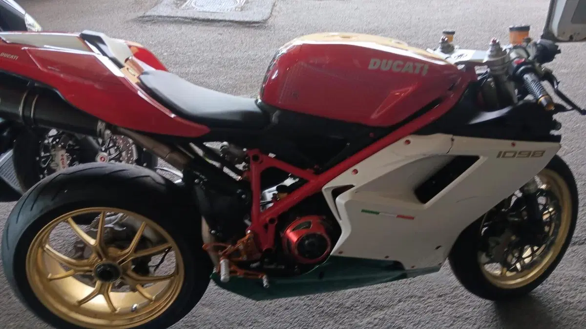 Ducati 1098 (2006 - 09)  (4)