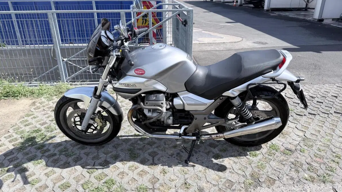 Moto Guzzi Breva V 750 i.e. 