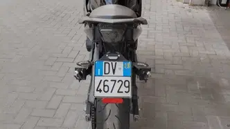 Yamaha XJ6 Diversion F (2010 - 16) usata