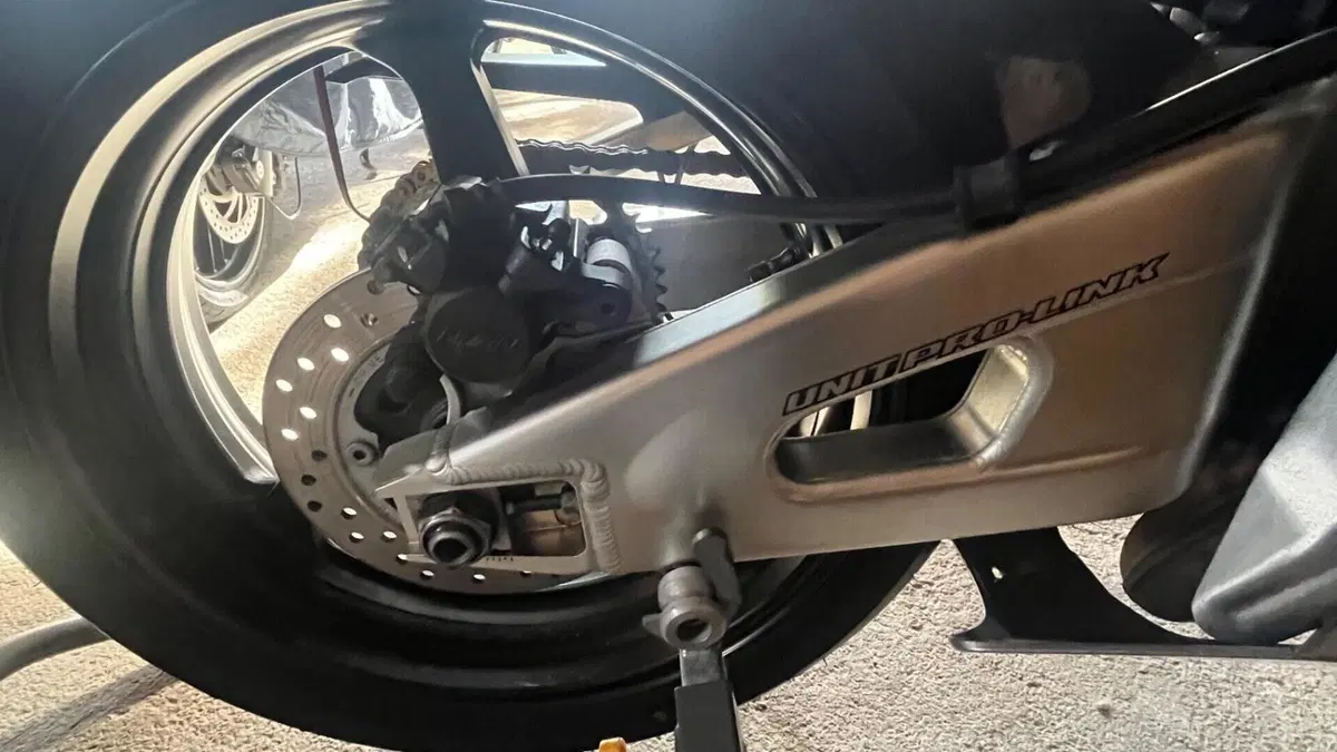 Honda CBR 600 RR (2005 - 06)  (5)
