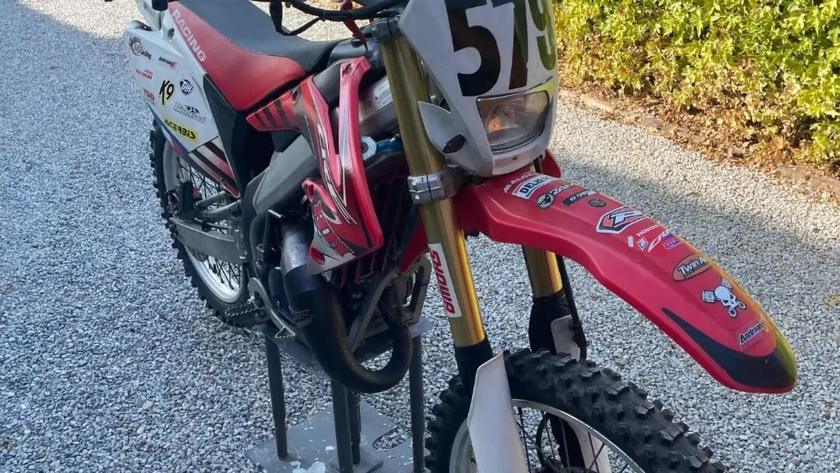 HM CRE 50 Six Racing (2010 - 12)  (2)