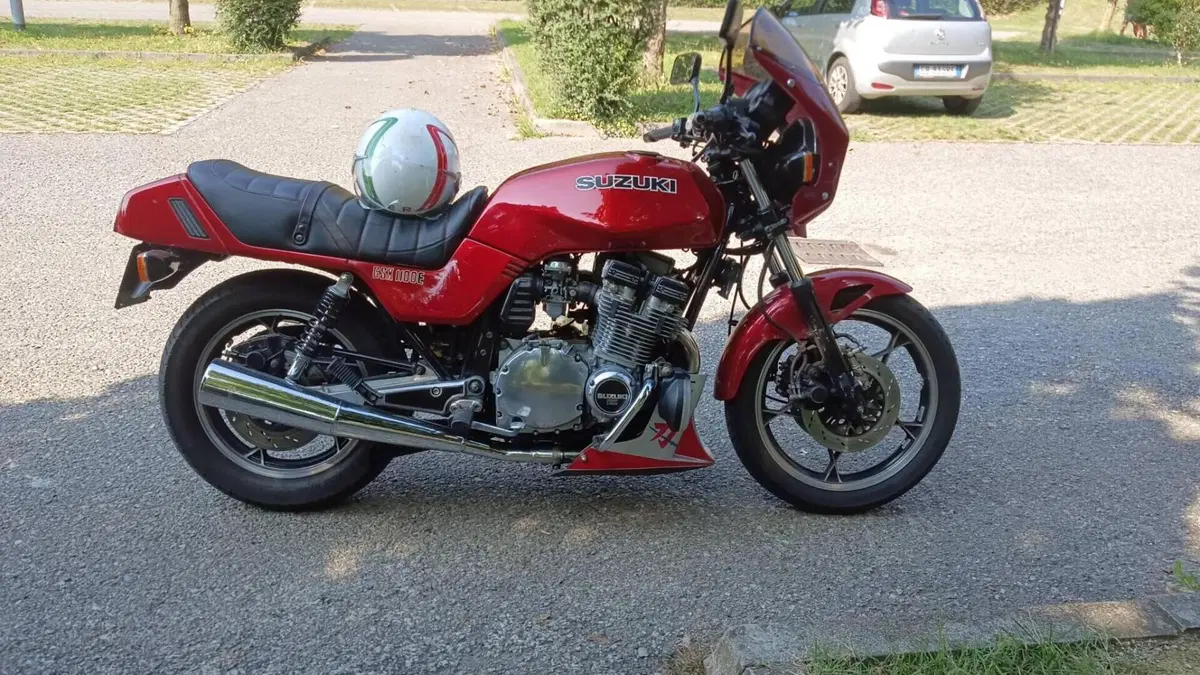 Suzuki   (6)