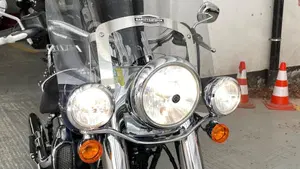 Harley-Davidson 1690 Deluxe (2016 - 17) - FLSTN  (16)