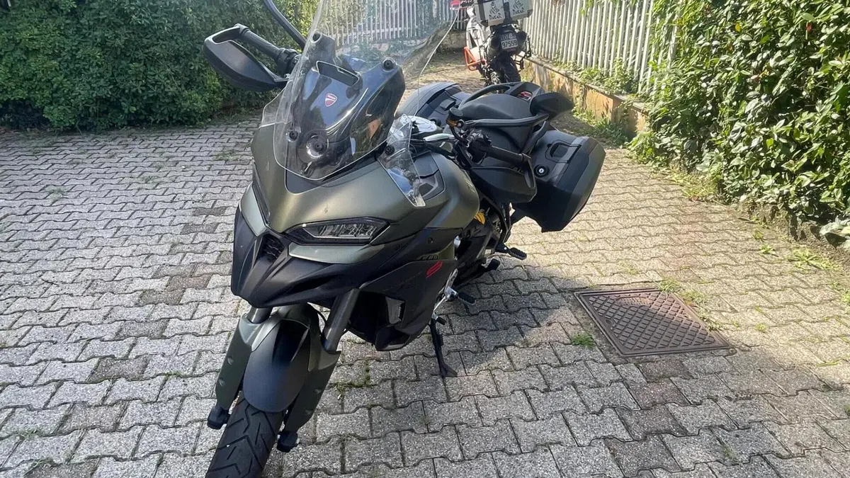 Ducati Multistrada V2 S (2025 - 26)  (2)