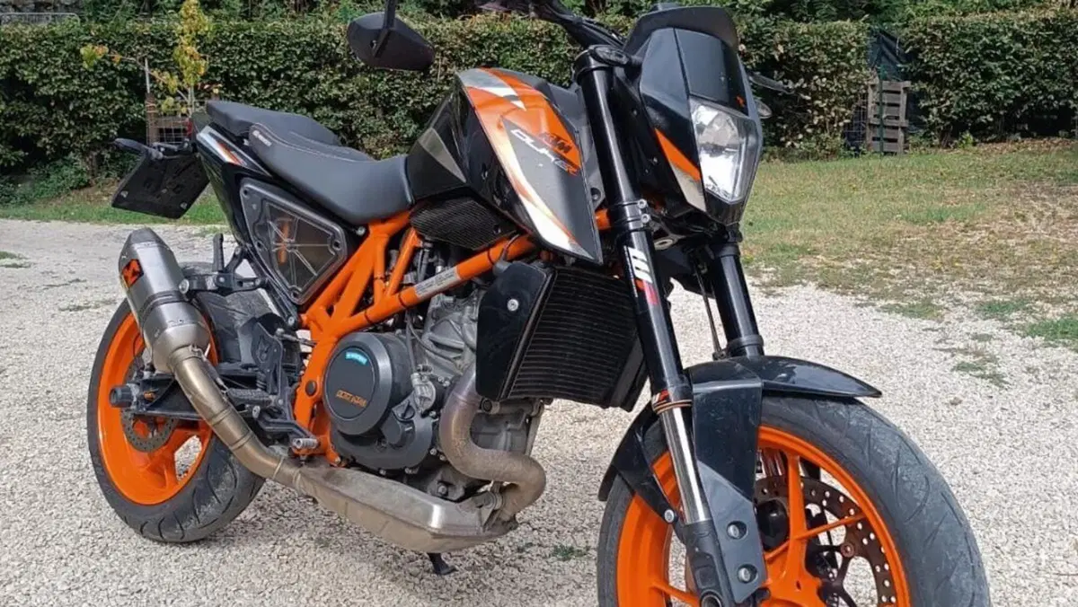 KTM 690 Duke R (2016 - 17) 