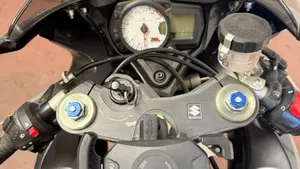 Suzuki GSX R 600 (2006 - 07)  (2)