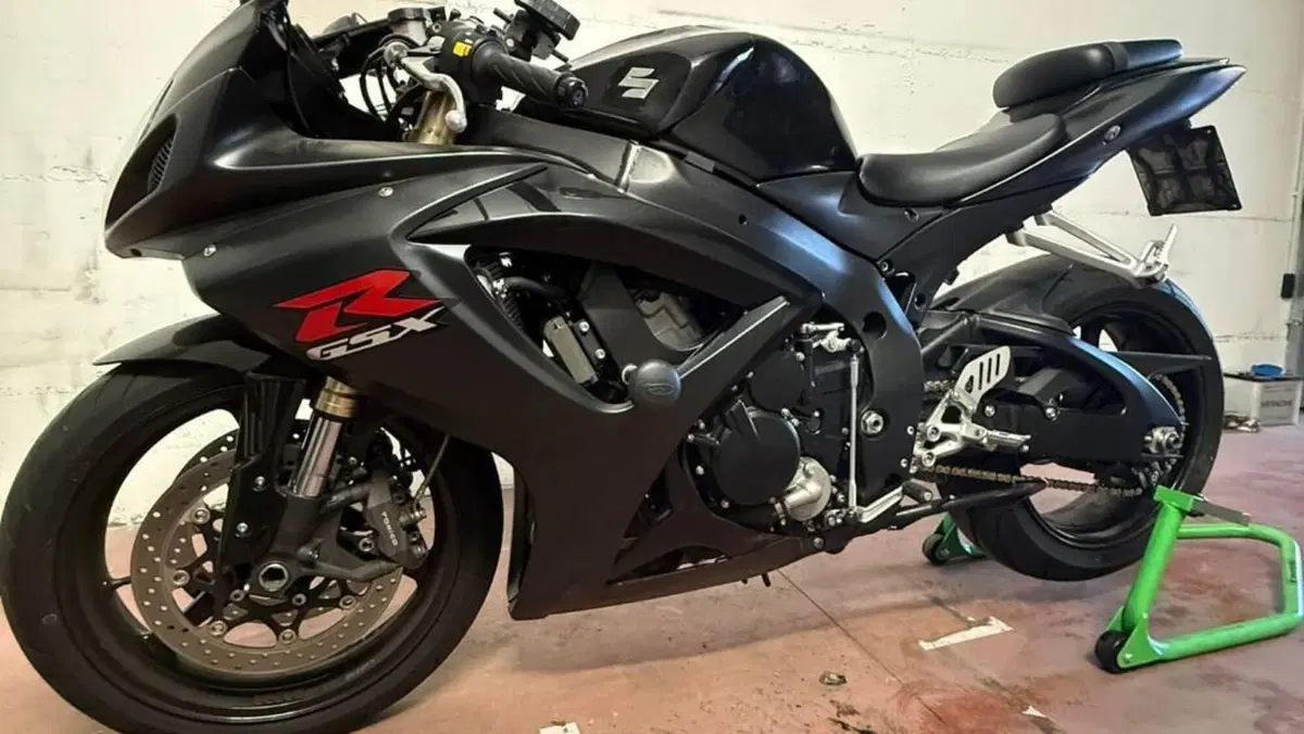 Suzuki GSX R 600 (2006 - 07)  (5)