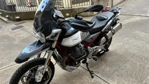 Moto Guzzi V85 TT (2024 - 26)  (3)