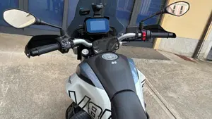 Moto Guzzi V85 TT (2024 - 26)  (5)