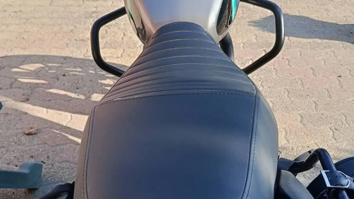 Royal Enfield HNTR 350 (2022 - 26)  (3)