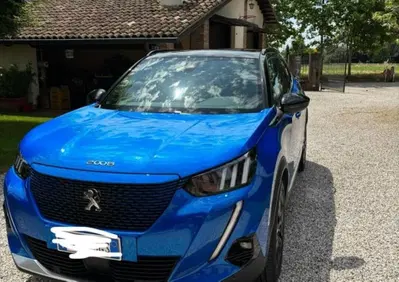 Peugeot 2008 motore elettrico 136 CV GT (5)
