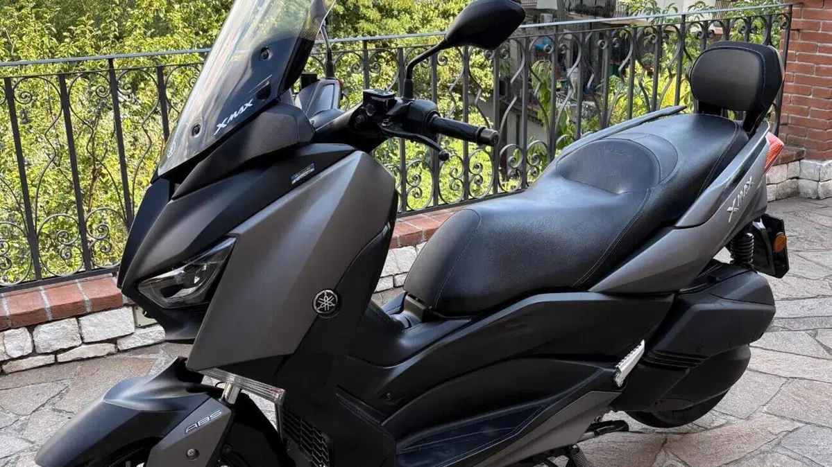 Yamaha X-Max 300 ABS (2017 - 20)  (3)