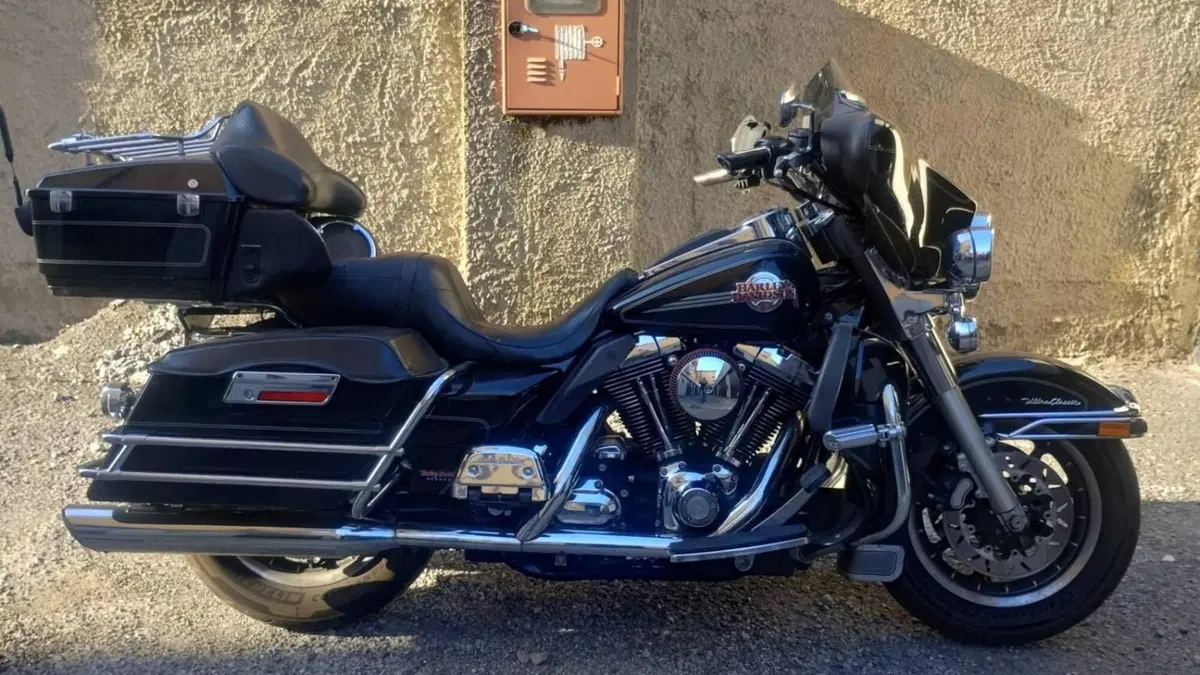 Harley-Davidson 1584 Electra Glide Ultra Classic (2007) - FLHTCU 