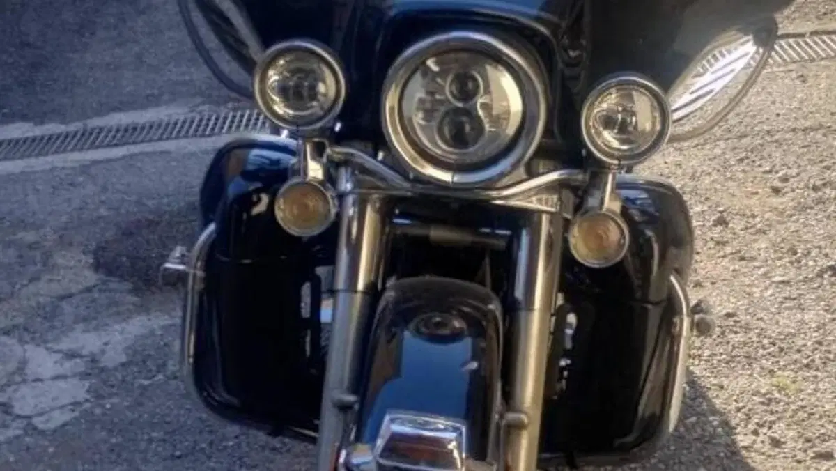 Harley-Davidson 1584 Electra Glide Ultra Classic (2007) - FLHTCU  (2)