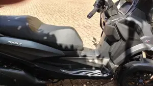 Piaggio MP3 530 Hpe Exclusive (2025 - 26)  (8)