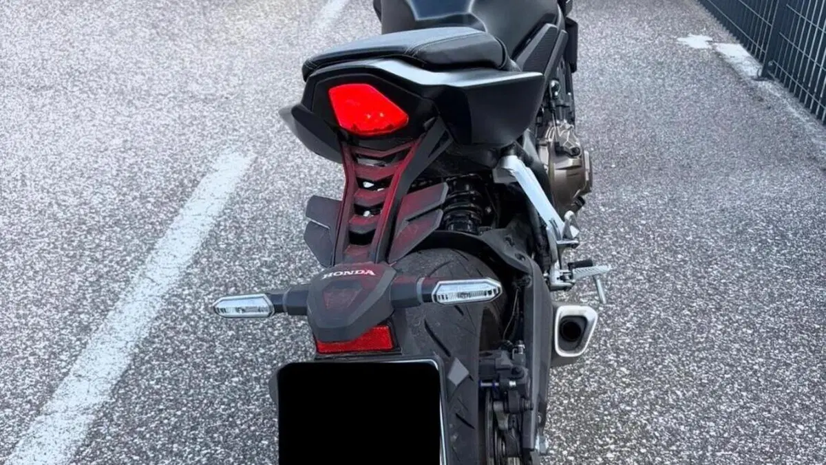 Honda CB 650 R (2024 - 25)  (3)