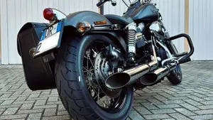 Harley-Davidson 1584 Street Bob (2008 - 15) - FXDB  (4)