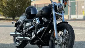 Harley-Davidson 1584 Street Bob (2008 - 15) - FXDB  (3)