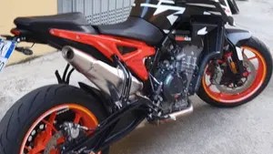 KTM 890 Duke GP (2022 - 23)  (6)