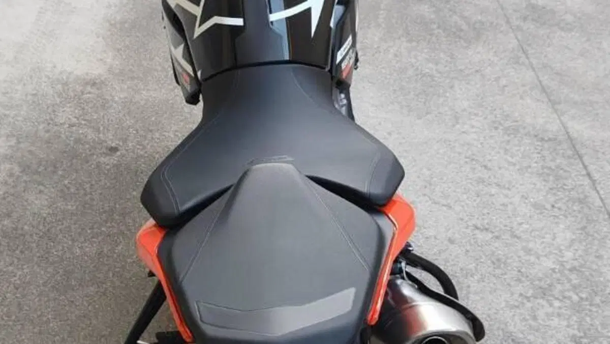 KTM 890 Duke GP (2022 - 23)  (18)