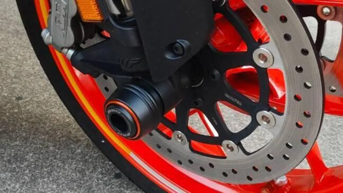 KTM 890 Duke GP (2022 - 23)  (10)