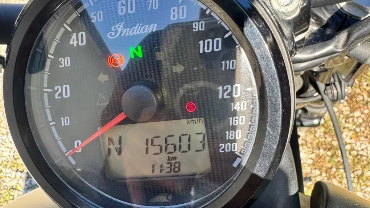 Indian Scout 1133 Bobber (2018 - 20)  (13)