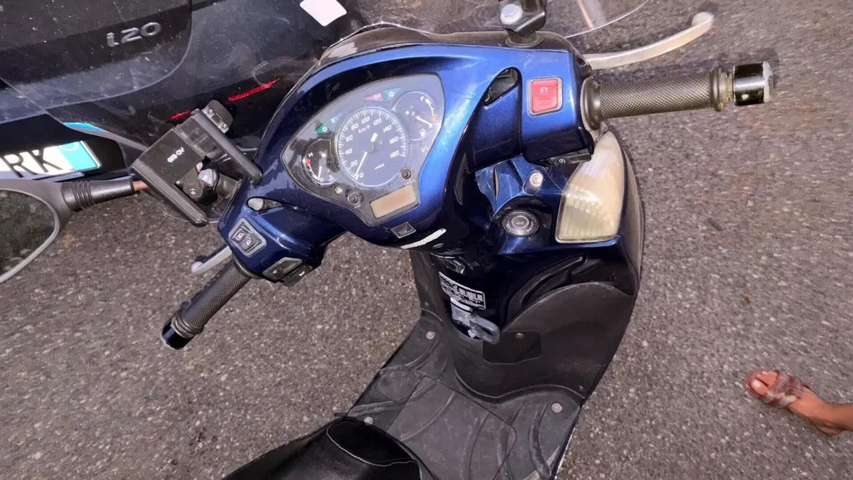 Honda SH 300 i (2006 - 10)  (6)