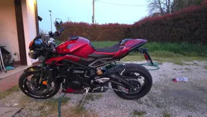 Triumph Street Triple 765 RS (2023 - 26)  (5)