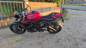 Triumph Street Triple 765 RS (2023 - 26)  (9)