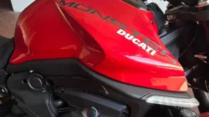 Ducati Monster 937 (2021 - 25)  (6)